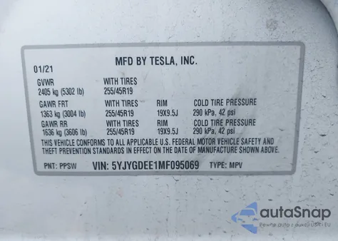 2021 Tesla Model Y Long Range Dual Motor All-Wheel Drive z USA, uszkodzony, nr VIN 5YJYGDEE1MF095069